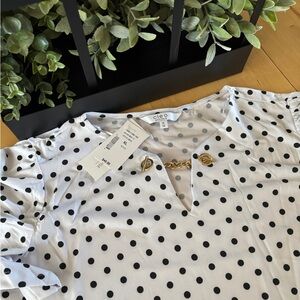 *New* CLEO Polka Dot Flutter Sleeve Top with Gold Hardware Detail Petite XL